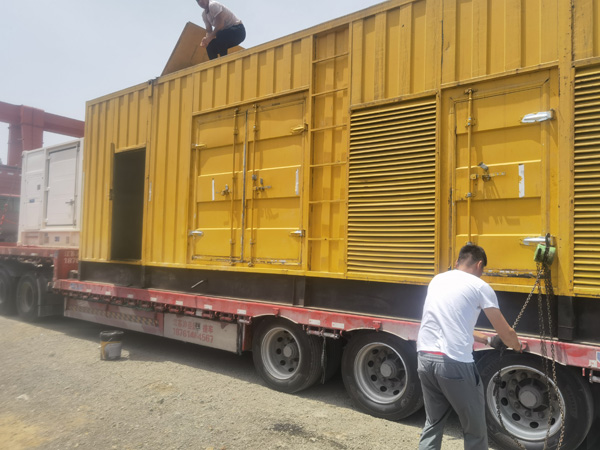 庄浪发电机出租100KW发电机需要什么规格的电缆线?