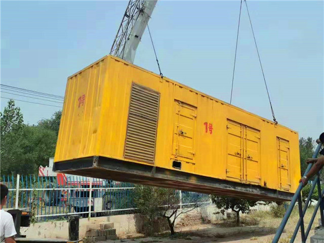 庄浪300KW柴油发电机组油耗是多少？