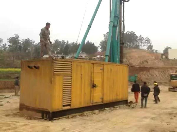 庄浪如何判断水冷式机油散热器密封件是否需要更换?